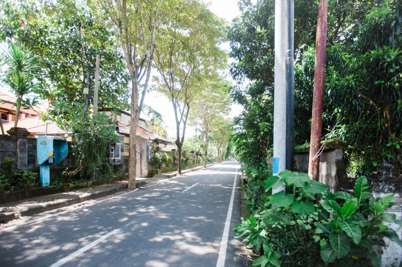 Bed and Breakfast Donguri House Bali Jimbaran Zewnętrze zdjęcie